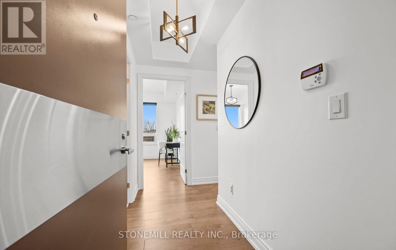 523 - 3500 Lakeshore Road W, Oakville, Ontario  L6L 0B4 - Photo 7 - W12580056