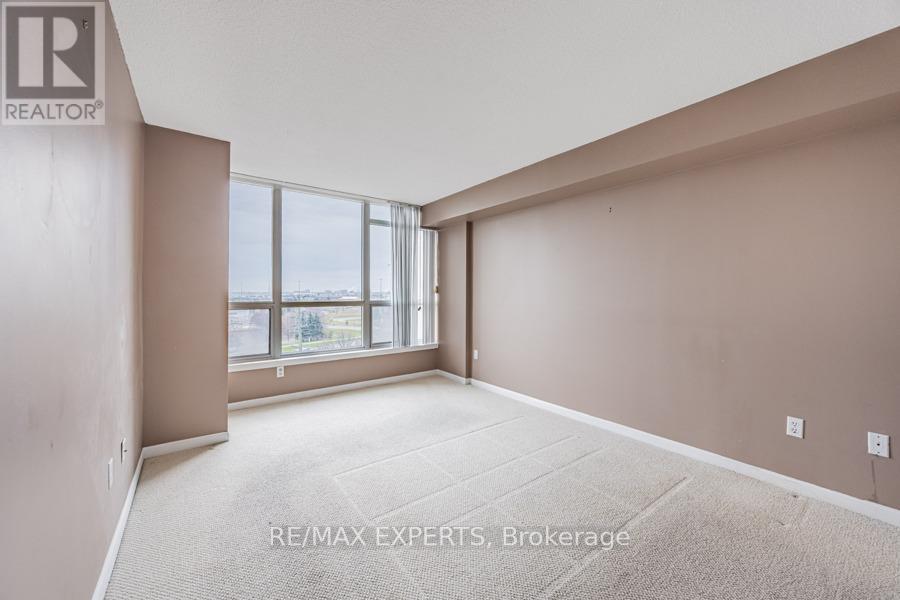 12 Laurelcrest Street, Brampton, Ontario  L6S 5Y4 - Photo 12 - W12580062