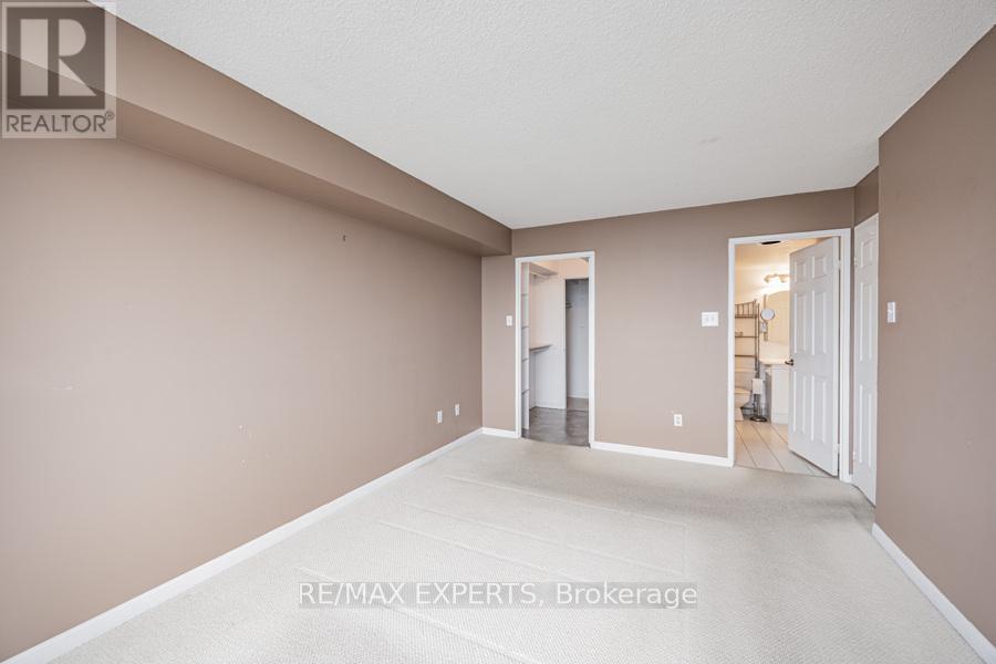 12 Laurelcrest Street, Brampton, Ontario  L6S 5Y4 - Photo 14 - W12580062