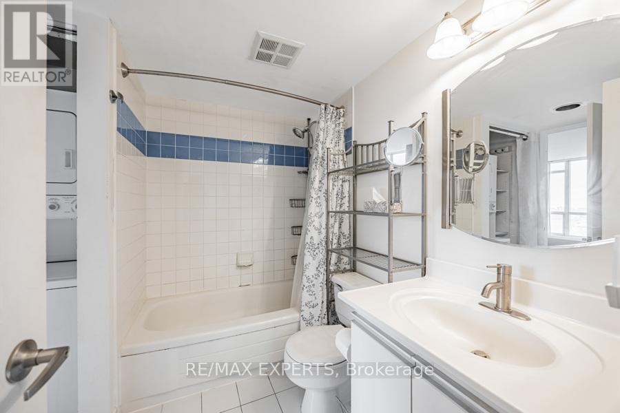 12 Laurelcrest Street, Brampton, Ontario  L6S 5Y4 - Photo 18 - W12580062