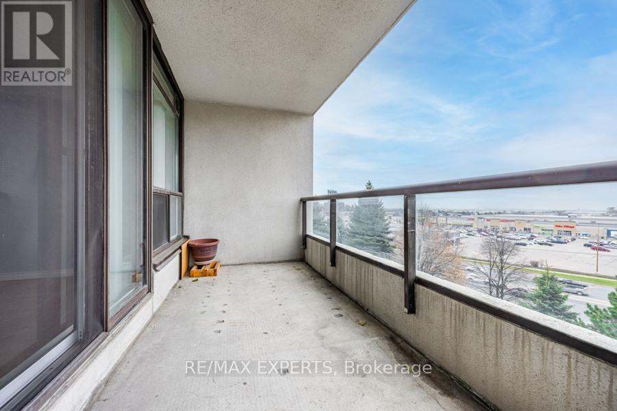 12 Laurelcrest Street, Brampton, Ontario  L6S 5Y4 - Photo 22 - W12580062