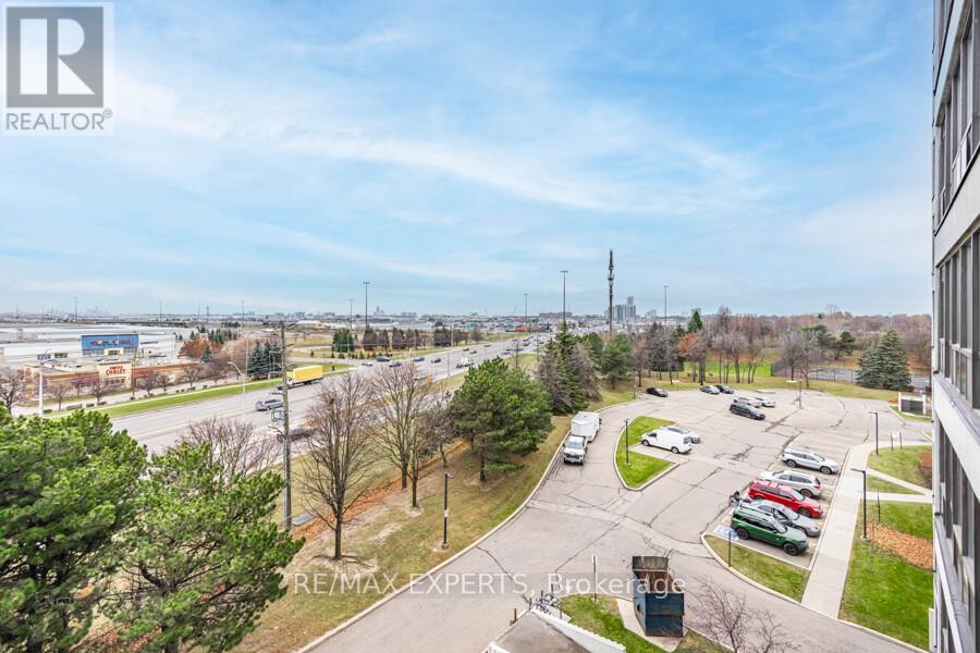 12 Laurelcrest Street, Brampton, Ontario  L6S 5Y4 - Photo 24 - W12580062