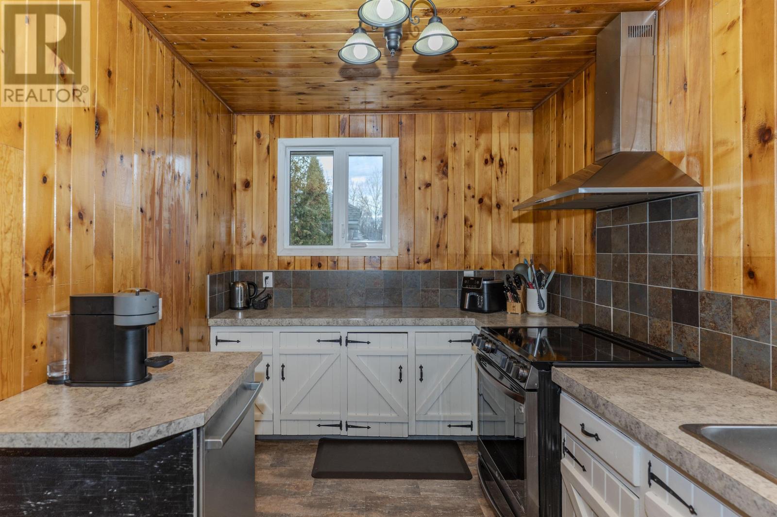 273 Amelia St W, Thunder Bay, Ontario  P7E 4A3 - Photo 9 - TB253526