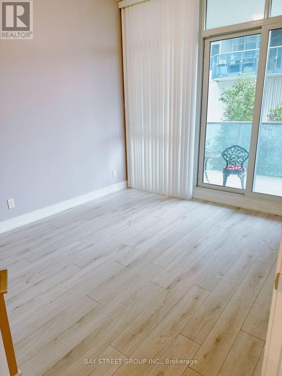 241 - 9471 Yonge Street, Richmond Hill, Ontario  L4C 1V4 - Photo 6 - N12486502