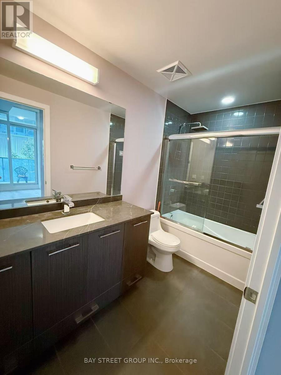 241 - 9471 Yonge Street, Richmond Hill, Ontario  L4C 1V4 - Photo 8 - N12486502