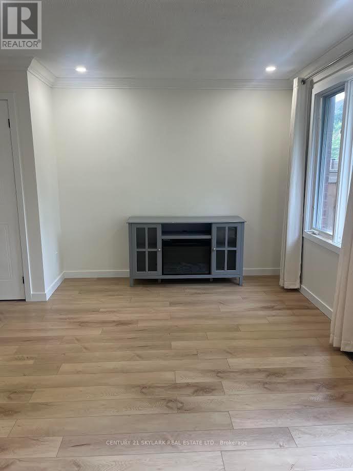 46 - 5950 Glen Erin Drive, Mississauga, Ontario  L5M 6J1 - Photo 5 - W12416224