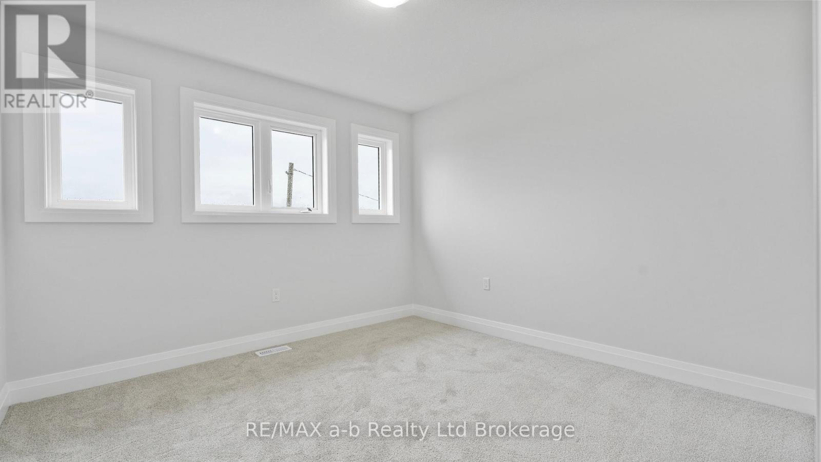 107 Cayley Street, Norwich, Ontario N0J 1P0 - Photo 15 - X12580136