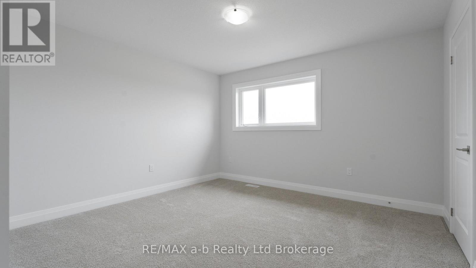 107 Cayley Street, Norwich, Ontario N0J 1P0 - Photo 17 - X12580136