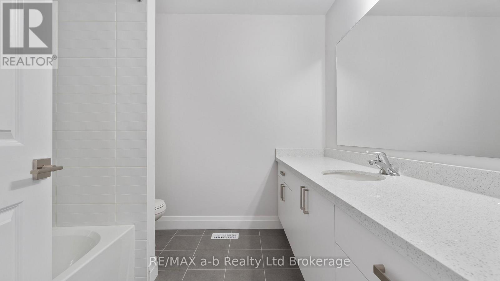 107 Cayley Street, Norwich, Ontario N0J 1P0 - Photo 18 - X12580136