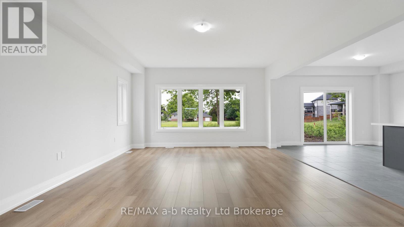 107 Cayley Street, Norwich, Ontario N0J 1P0 - Photo 4 - X12580136