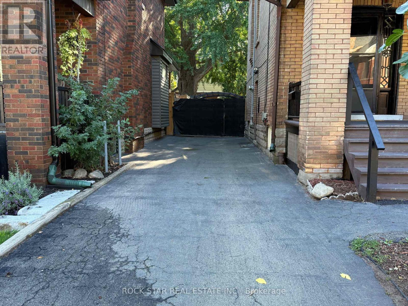 203 Fairleigh Avenue S, Hamilton, Ontario L8M 2K6 - Photo 26 - X12580032