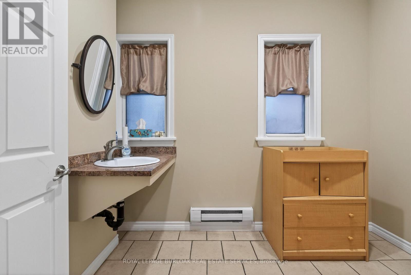 179 Hess Street N, Hamilton, Ontario  L8R 2T1 - Photo 22 - X12580050