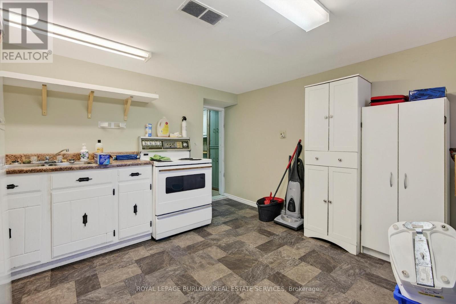 179 Hess Street N, Hamilton, Ontario  L8R 2T1 - Photo 32 - X12580050