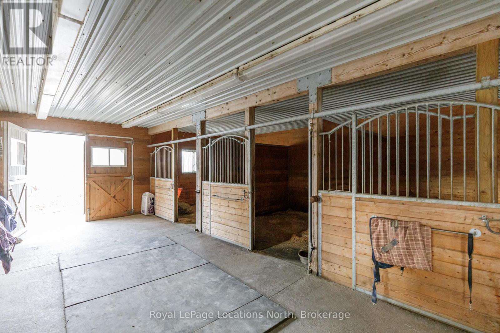 2623 Con 10 N Nottawasaga Road N, Clearview, Ontario L9Y 3Y9 - Photo 31 - S12580202