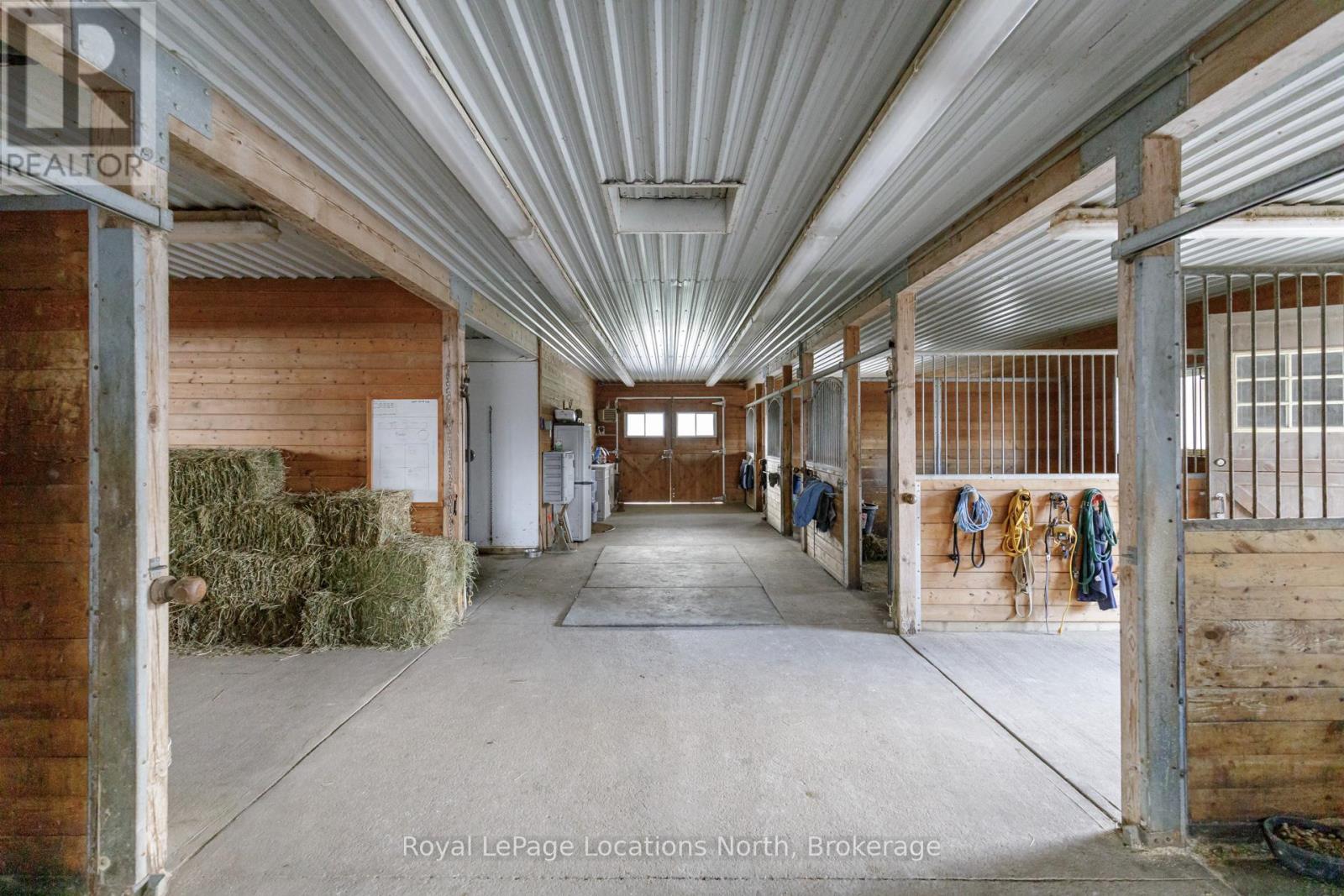 2623 Con 10 N Nottawasaga Road N, Clearview, Ontario L9Y 3Y9 - Photo 33 - S12580202