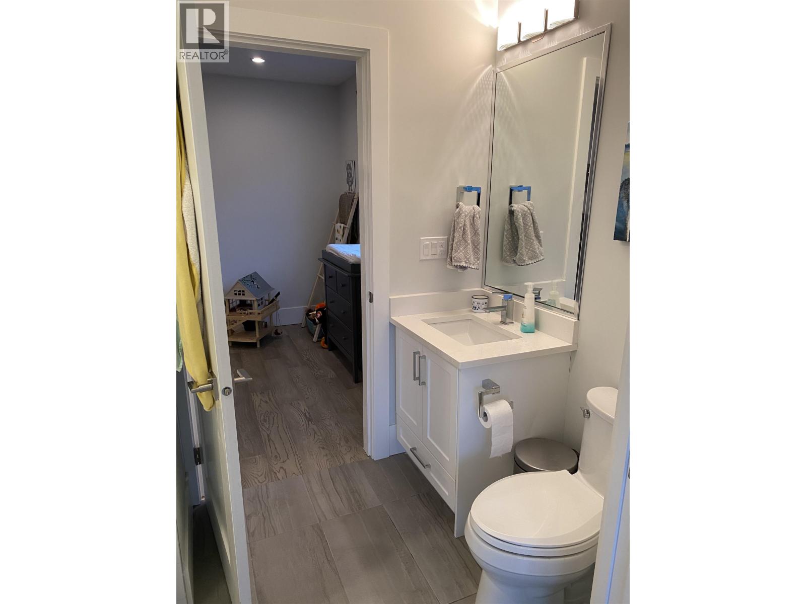 3345 Parker Street, Vancouver, British Columbia  V5K 2W1 - Photo 36 - R3070183