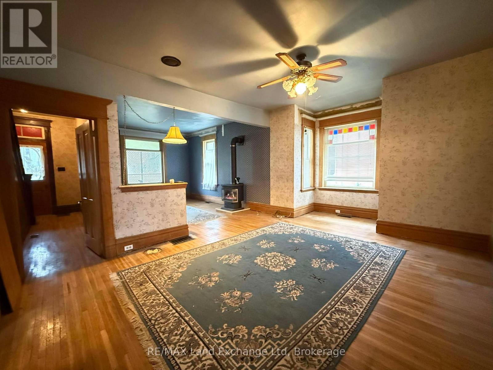 126 Diagonal Road, North Huron, Ontario  N0G 2W0 - Photo 13 - X12580152