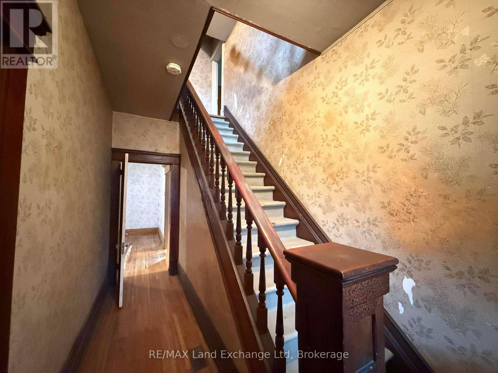 126 Diagonal Road, North Huron, Ontario  N0G 2W0 - Photo 23 - X12580152