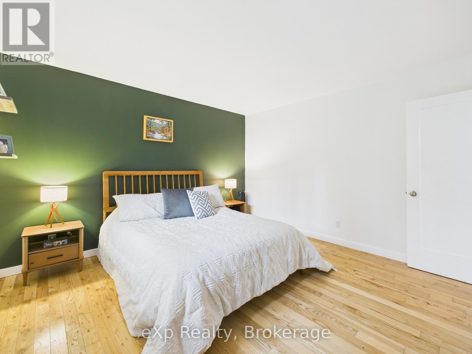 568 Mcnabb Street, Saugeen Shores, Ontario N0H 2L0 - Photo 13 - X12580198