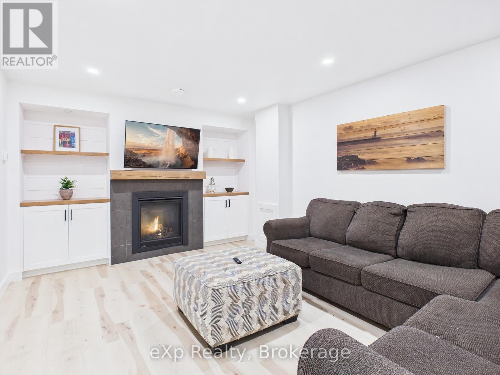 568 Mcnabb Street, Saugeen Shores, Ontario N0H 2L0 - Photo 19 - X12580198