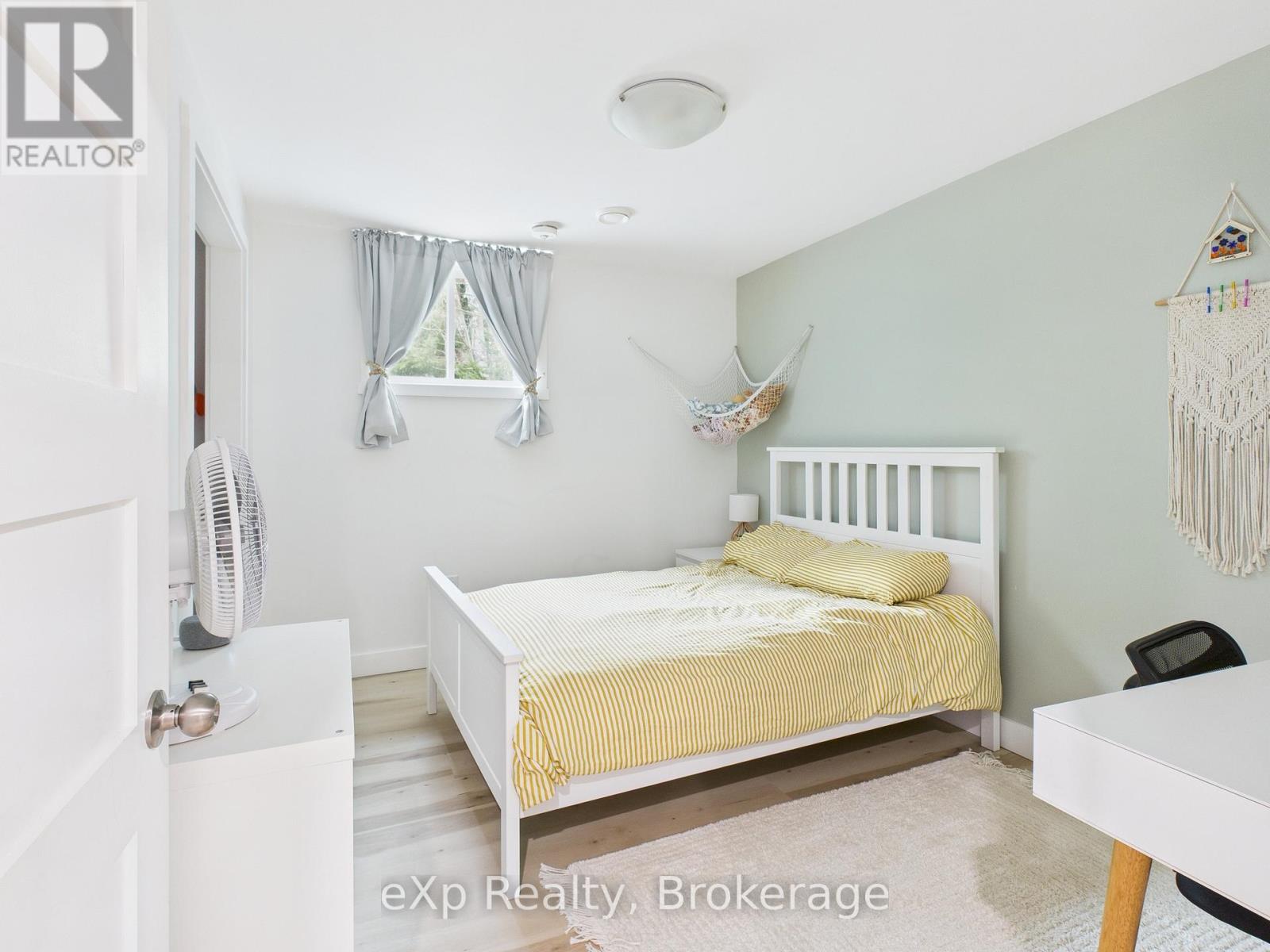 568 Mcnabb Street, Saugeen Shores, Ontario N0H 2L0 - Photo 21 - X12580198