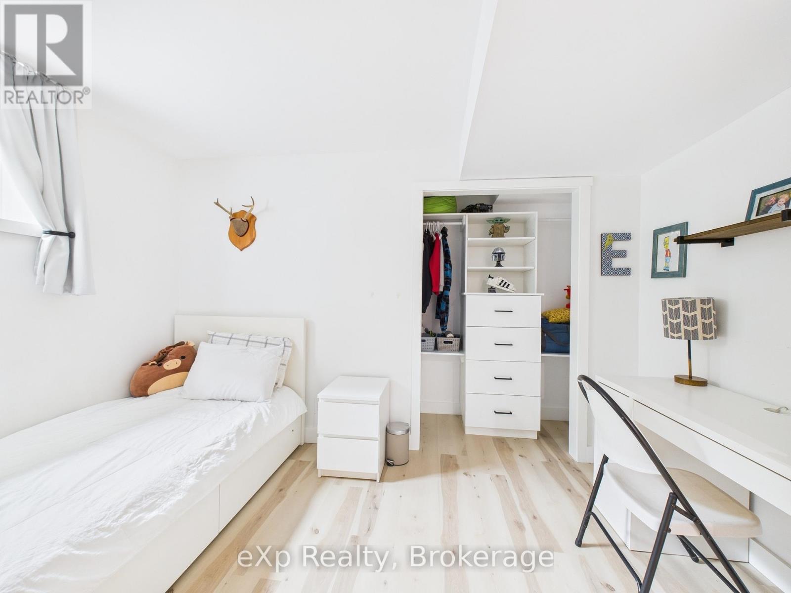 568 Mcnabb Street, Saugeen Shores, Ontario N0H 2L0 - Photo 23 - X12580198