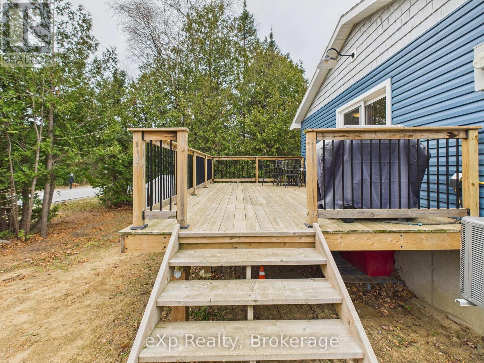 568 Mcnabb Street, Saugeen Shores, Ontario N0H 2L0 - Photo 29 - X12580198