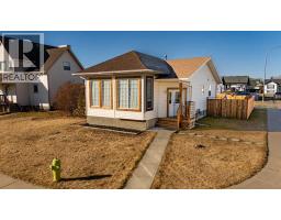 28 Parkside Crescent Panorama Estates