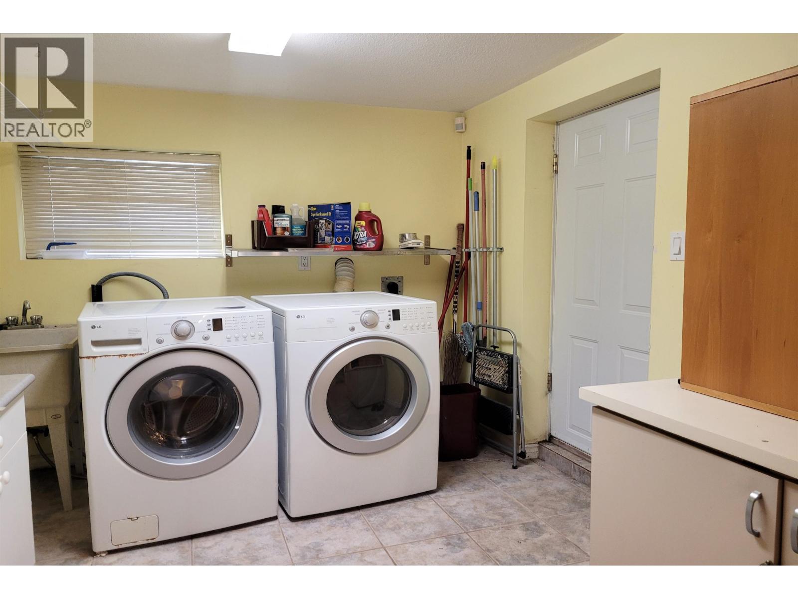 1467 W 58th Avenue, Vancouver, British Columbia  V6P 1W4 - Photo 10 - R3040106