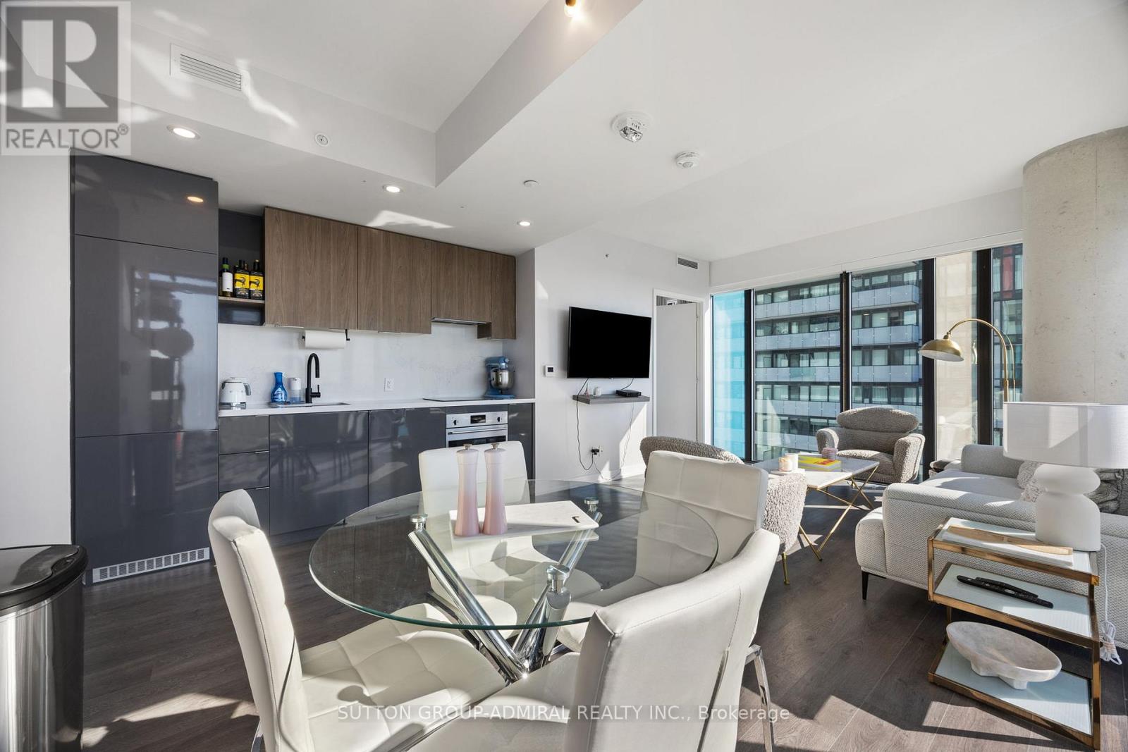 3309 - 161 Roehampton Avenue, Toronto, Ontario  M4P 0C8 - Photo 8 - C12580086