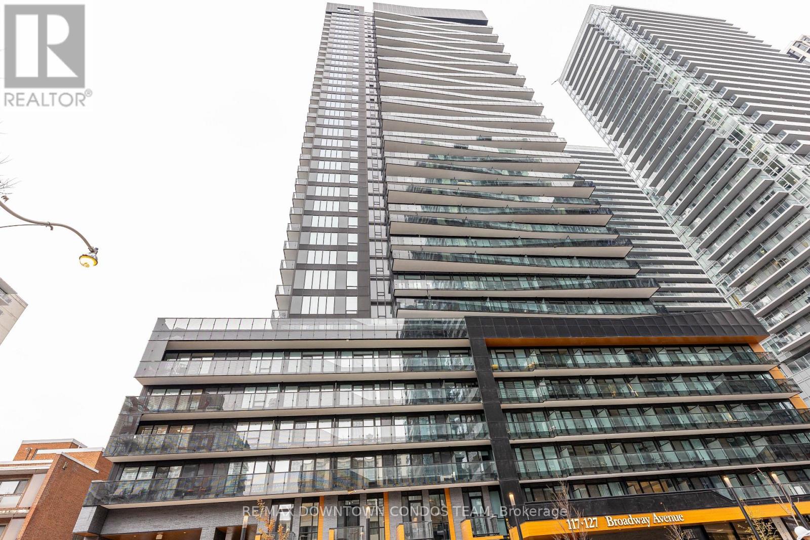 2405 - 117 BROADWAY AVENUE, Toronto, Ontario