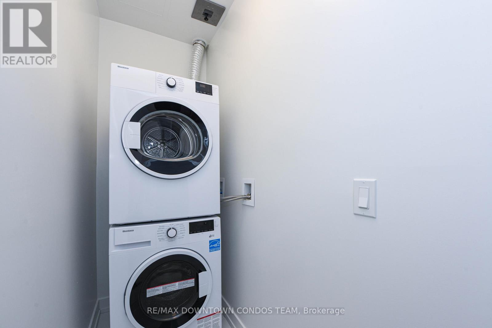 2405 - 117 Broadway Avenue, Toronto, Ontario  M4P 1V3 - Photo 10 - C12580108