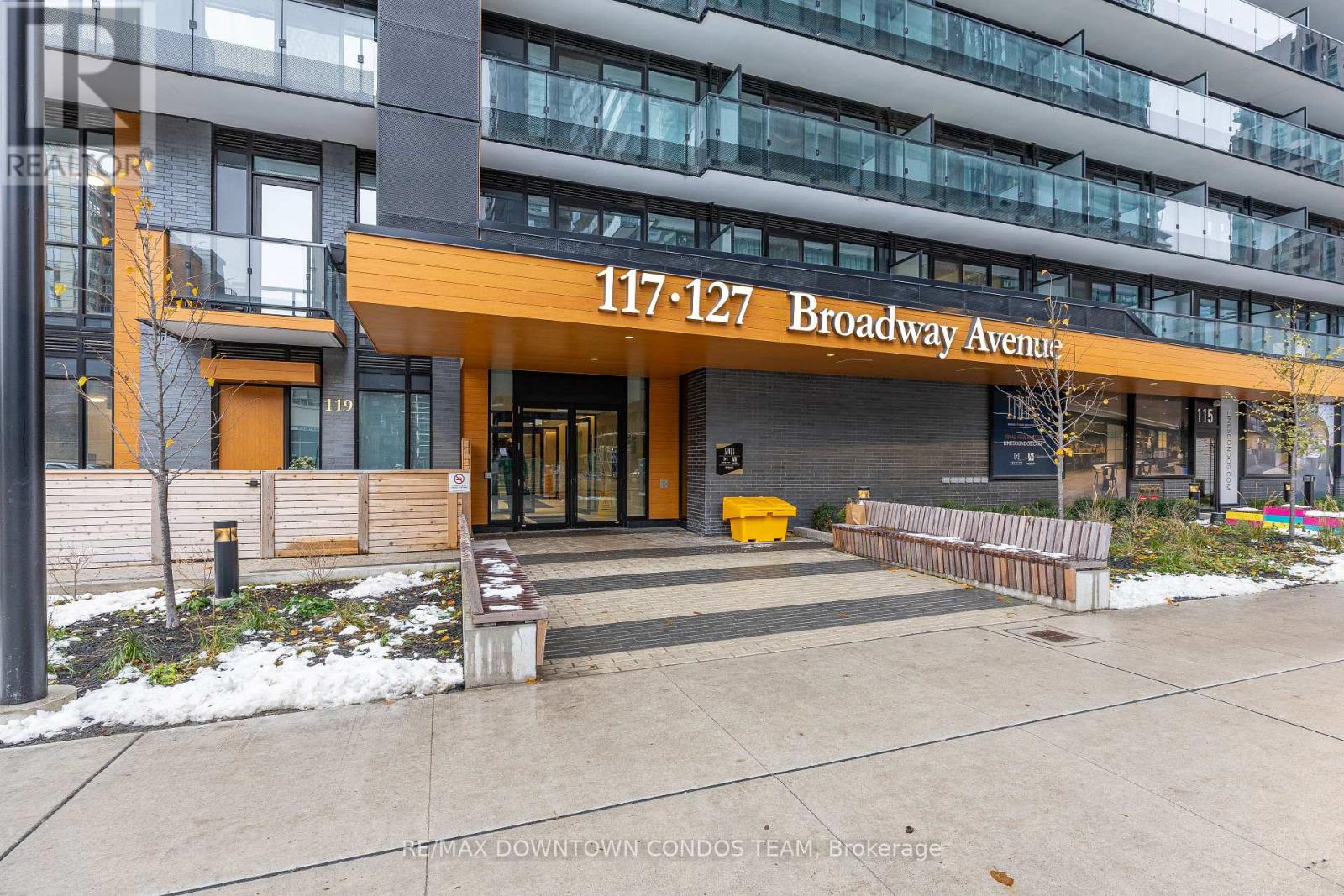 2405 - 117 Broadway Avenue, Toronto, Ontario  M4P 1V3 - Photo 2 - C12580108