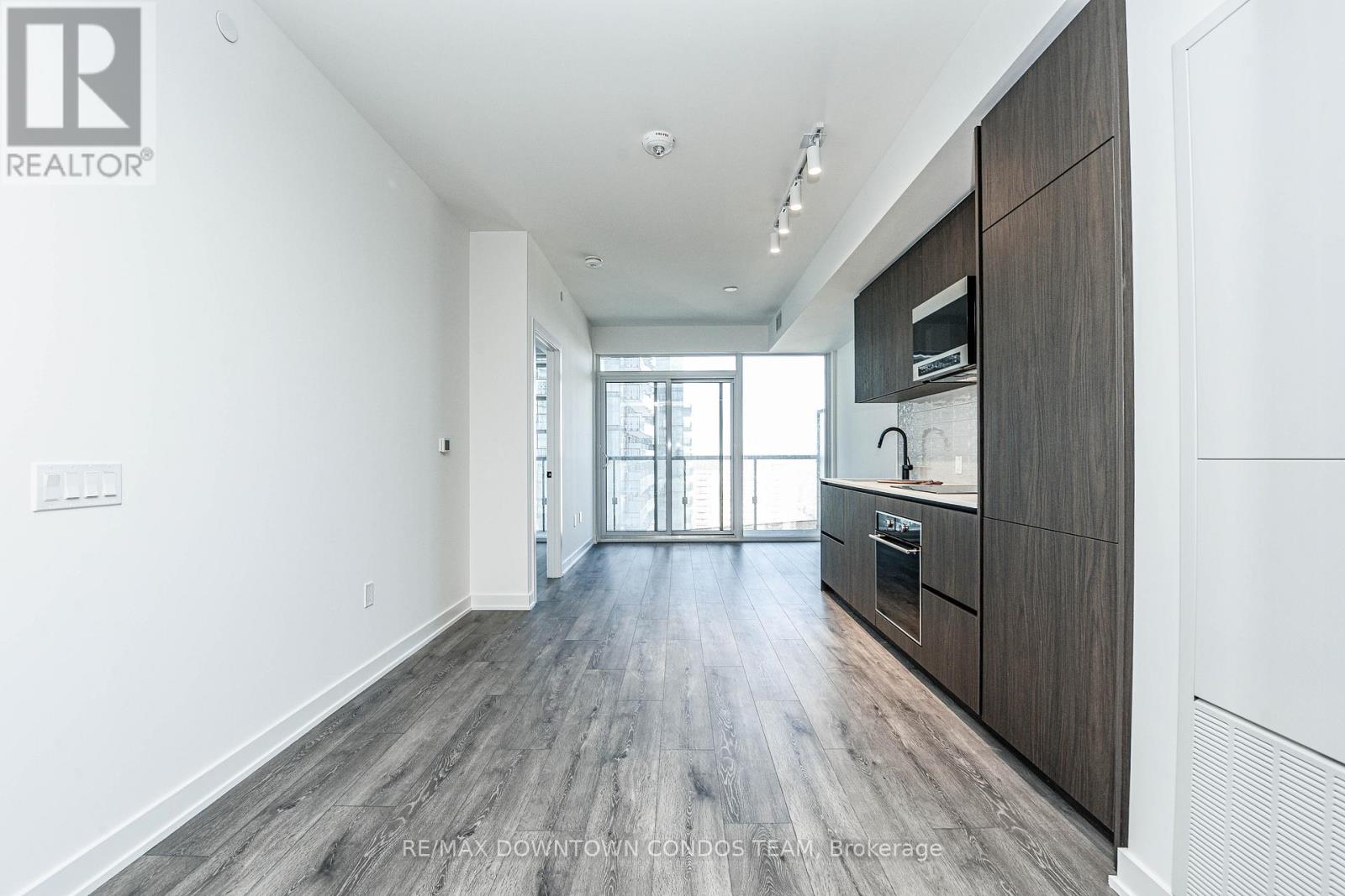 2405 - 117 Broadway Avenue, Toronto, Ontario  M4P 1V3 - Photo 23 - C12580108