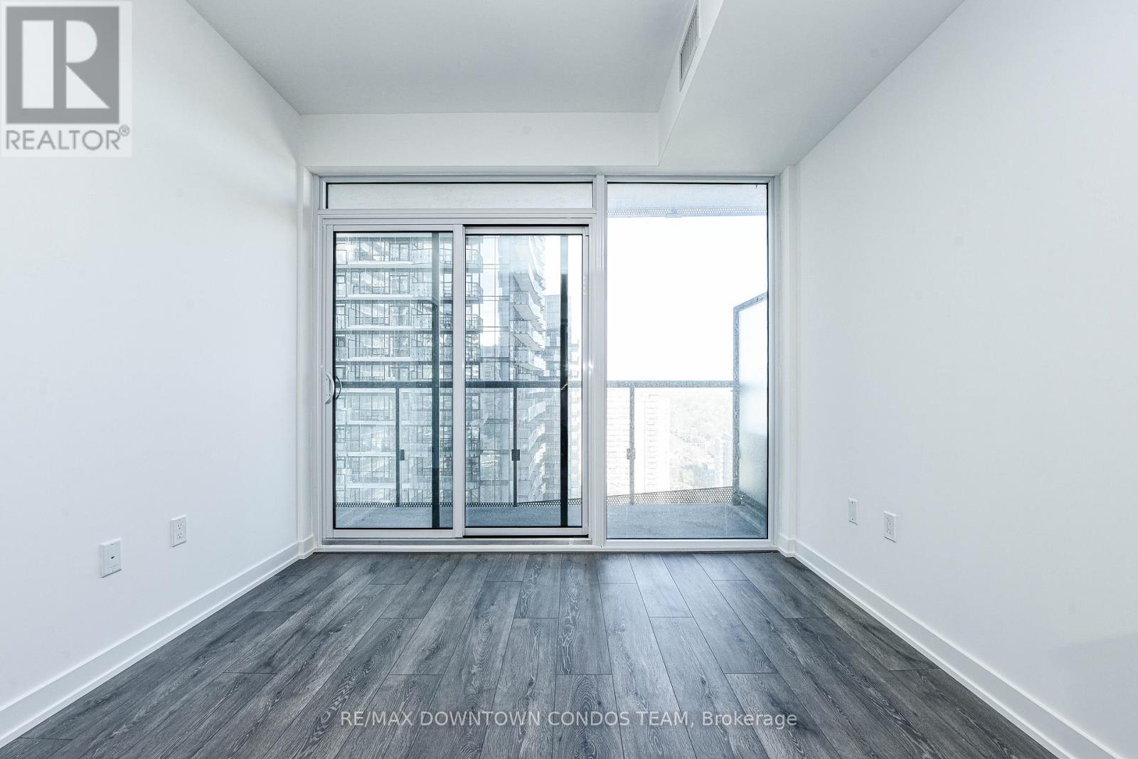 2405 - 117 Broadway Avenue, Toronto, Ontario  M4P 1V3 - Photo 32 - C12580108