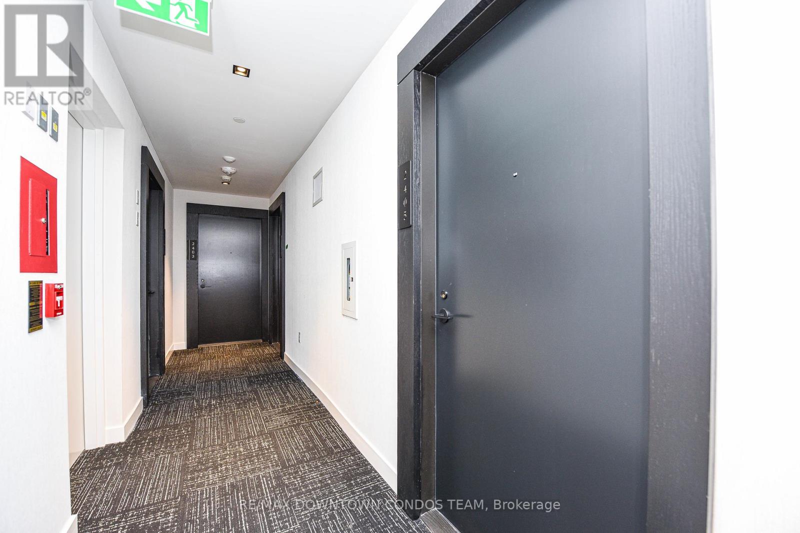 2405 - 117 Broadway Avenue, Toronto, Ontario  M4P 1V3 - Photo 6 - C12580108