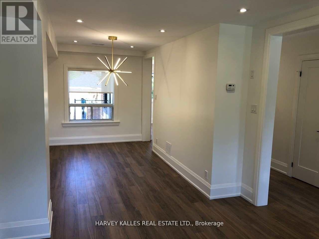 343 Winona Drive, Toronto, Ontario  M6C 3T2 - Photo 11 - C12580144