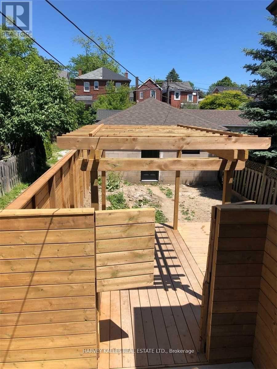 343 Winona Drive, Toronto, Ontario  M6C 3T2 - Photo 13 - C12580144