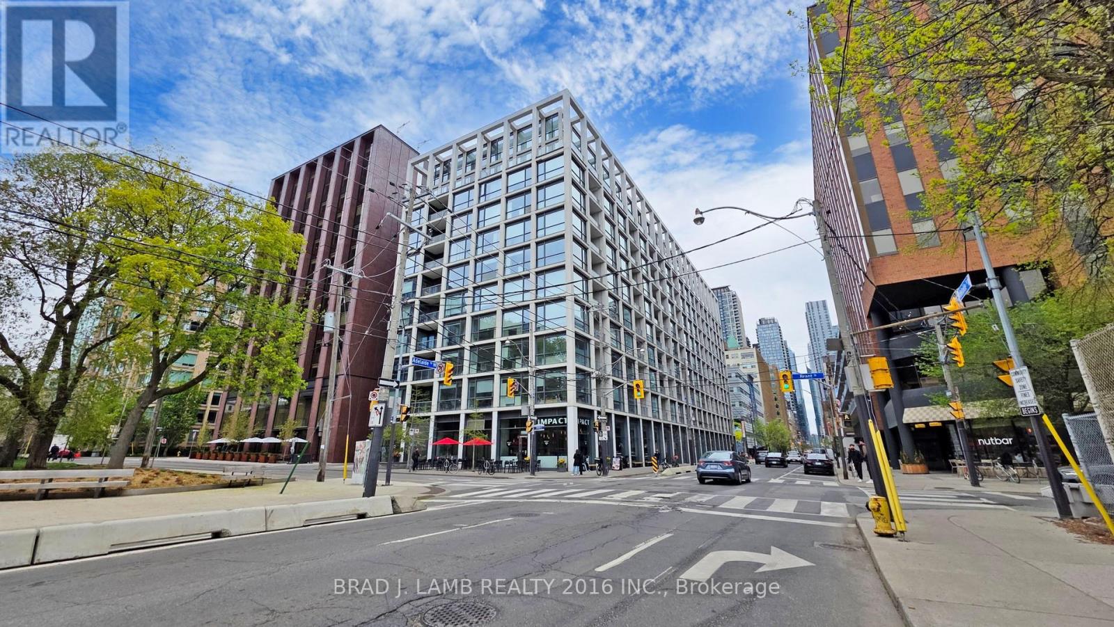 518 - 39 BRANT STREET W, Toronto, Ontario