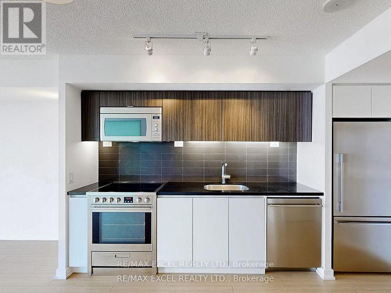 3911 - 85 Queens Wharf Road, Toronto, Ontario  M5V 0J9 - Photo 14 - C12580182