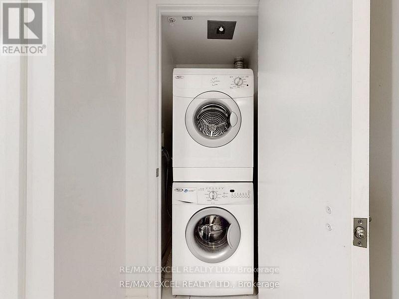 3911 - 85 Queens Wharf Road, Toronto, Ontario  M5V 0J9 - Photo 24 - C12580182