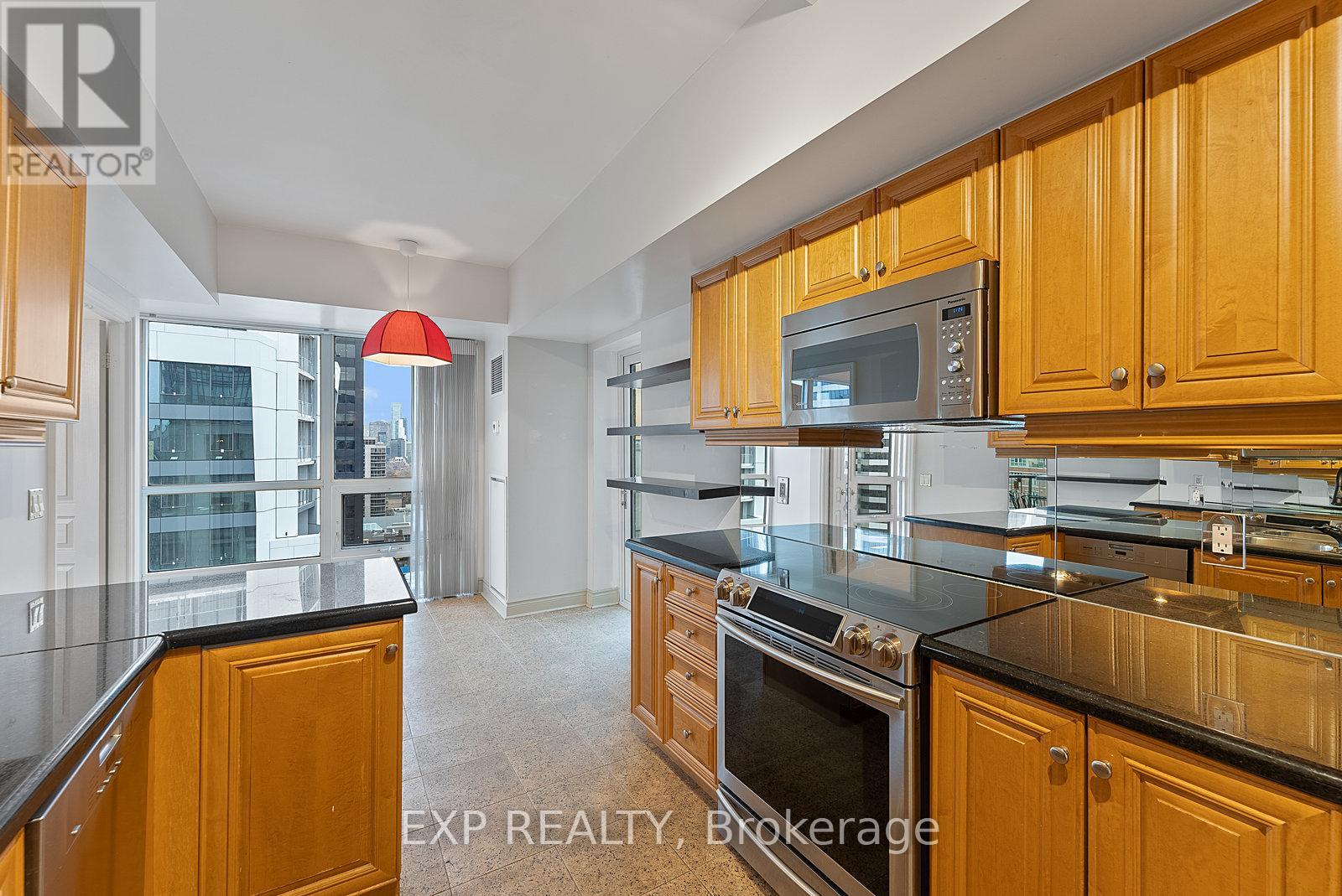 1103 - 10 Delisle Avenue, Toronto, Ontario  M4V 3C6 - Photo 16 - C12580192