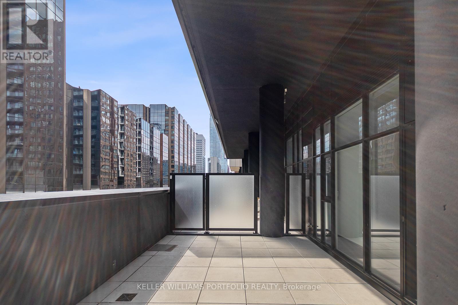 407 - 20 Edward Street, Toronto, Ontario  M5G 0C5 - Photo 24 - C12580200