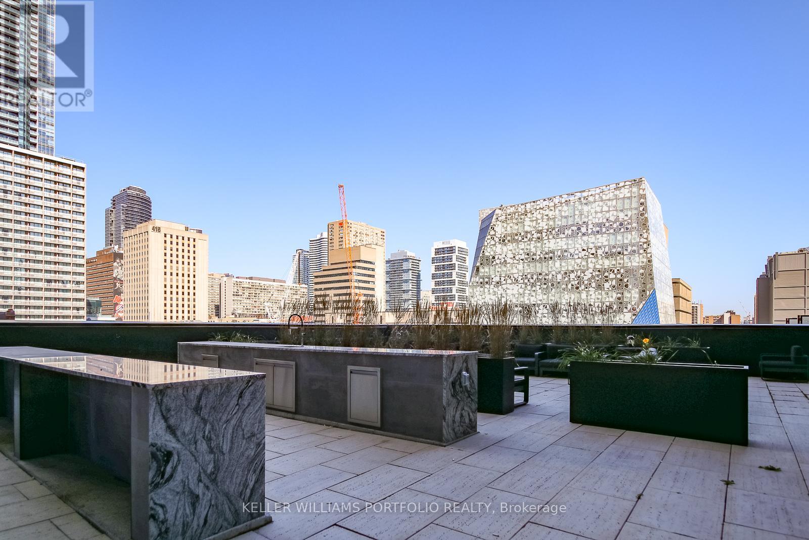 407 - 20 Edward Street, Toronto, Ontario  M5G 0C5 - Photo 25 - C12580200