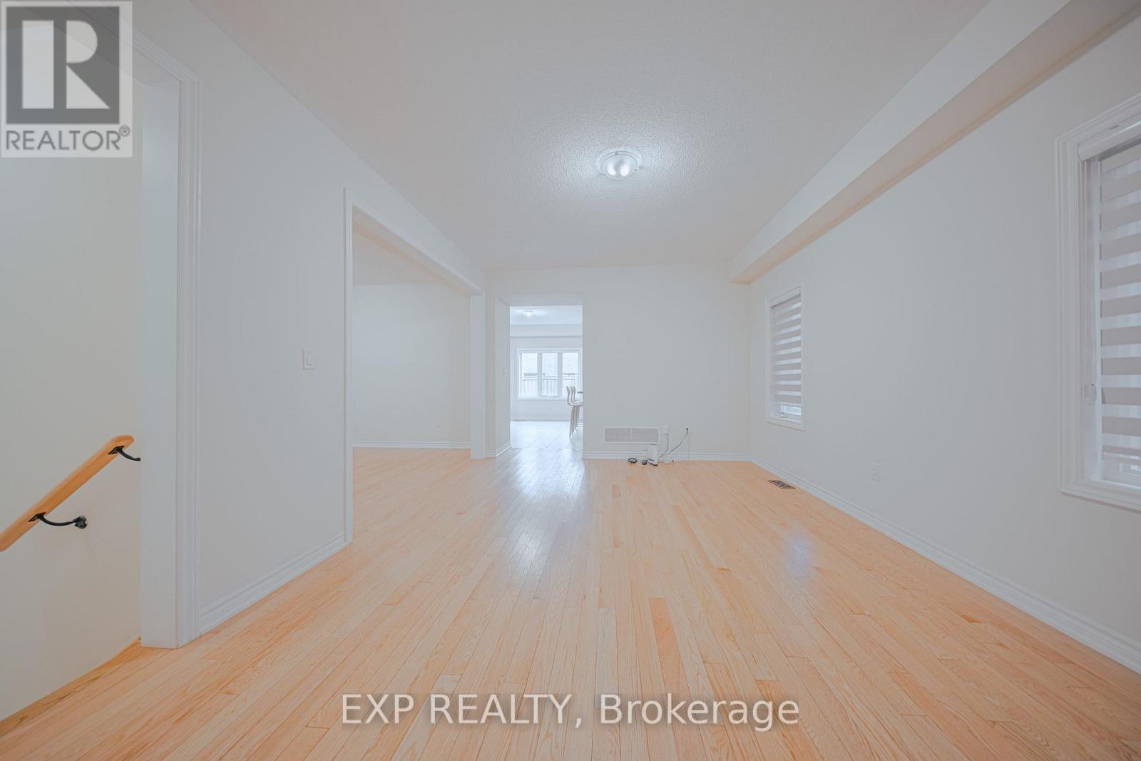 212 Ronald Guscott Street, Oshawa, Ontario  L1K 3G3 - Photo 10 - E12580096