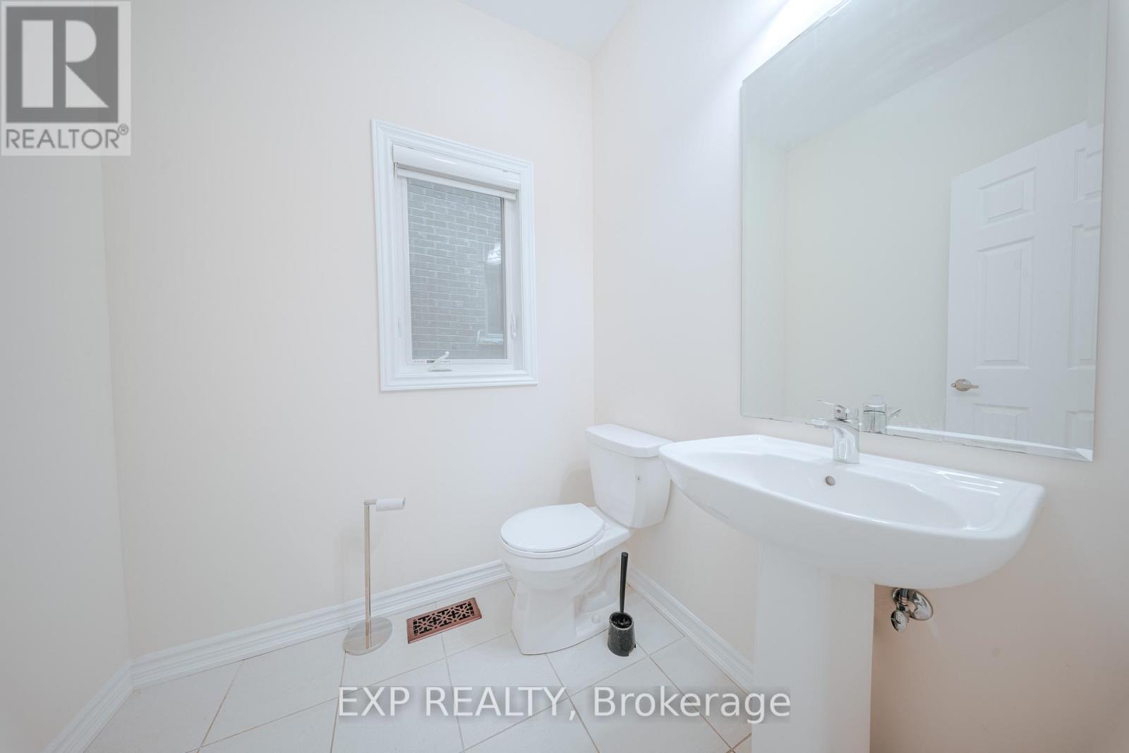 212 Ronald Guscott Street, Oshawa, Ontario  L1K 3G3 - Photo 13 - E12580096