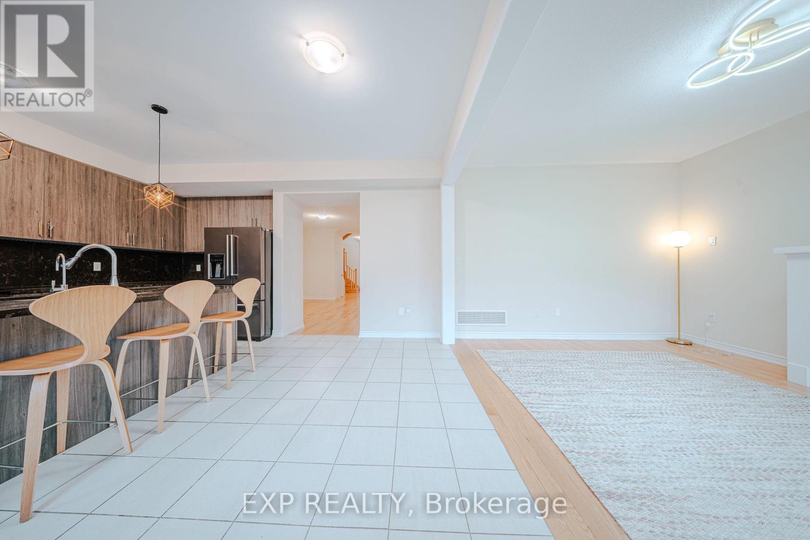 212 Ronald Guscott Street, Oshawa, Ontario  L1K 3G3 - Photo 7 - E12580096