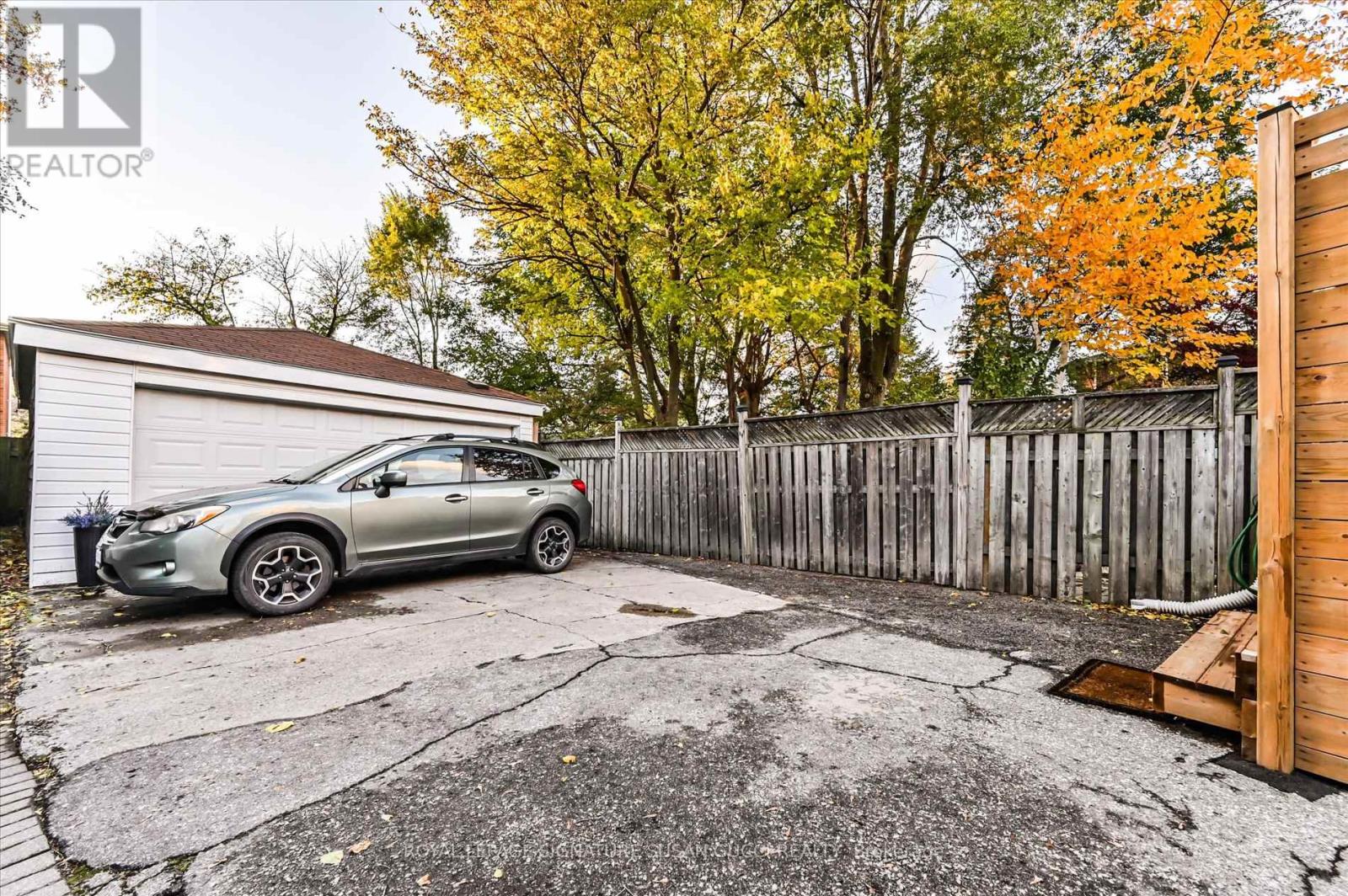 186 Gledhill Avenue, Toronto, Ontario  M4C 5L1 - Photo 31 - E12580114