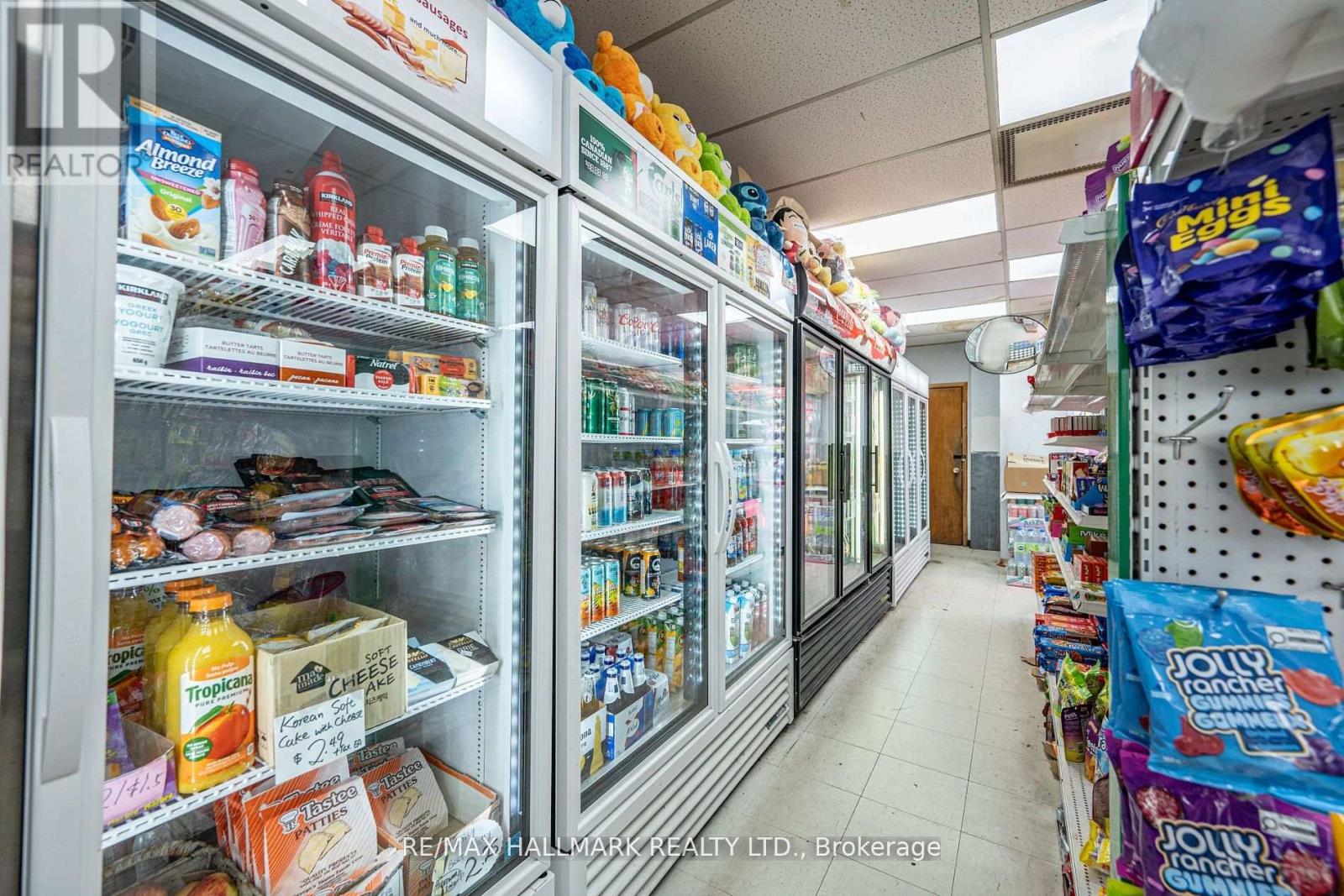 675 Broadview Avenue, Toronto, Ontario  M4K 2P4 - Photo 6 - E12580216