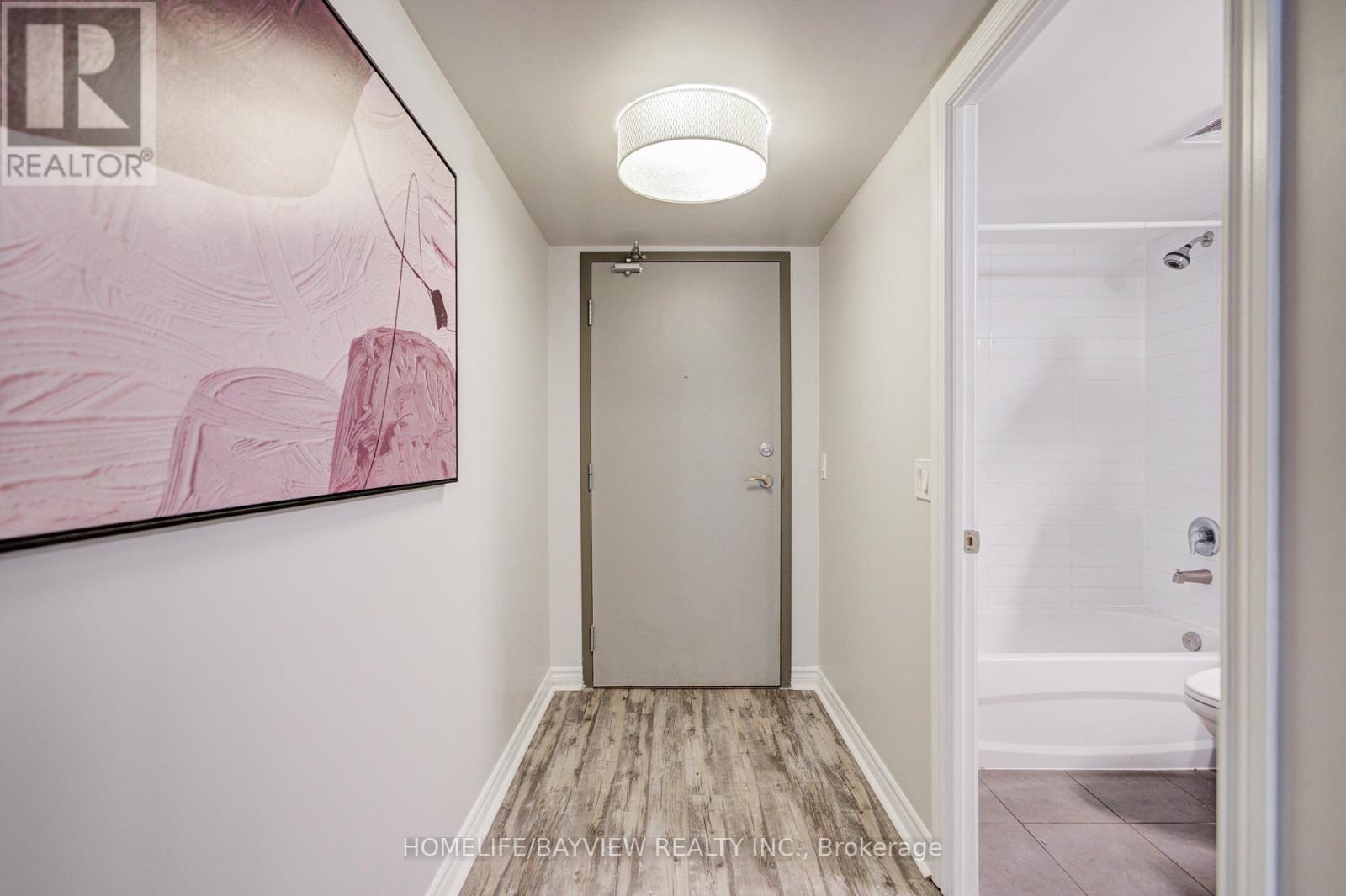 209 - 280 Donlands Avenue, Toronto, Ontario  M4J 0A3 - Photo 5 - E12580228